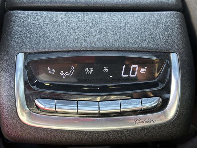 Used 2023 Cadillac XT6 Sport image 16