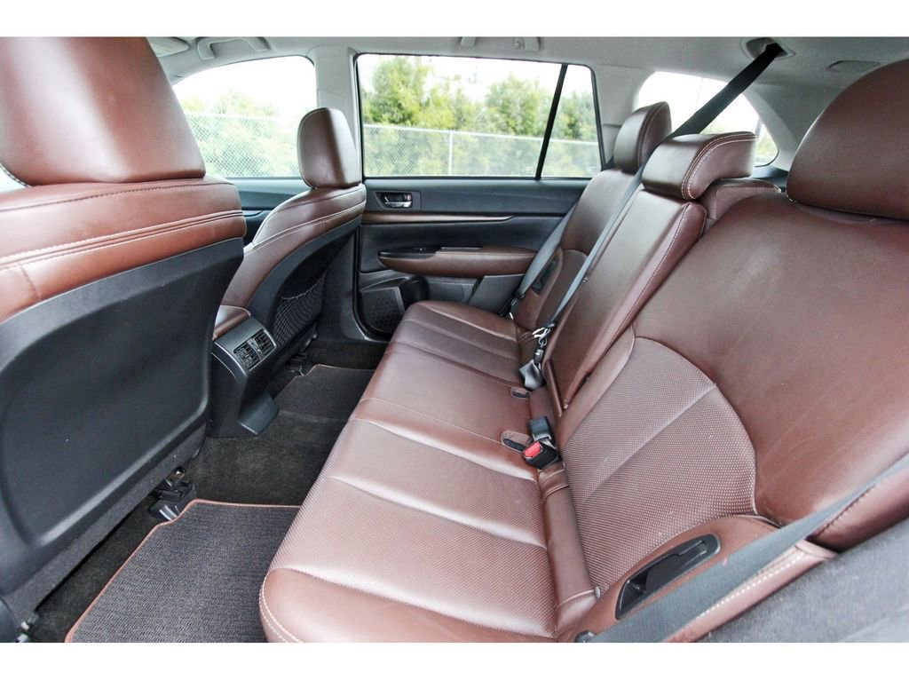 Used 2013 Subaru Outback 3.6R Limited w/ Special Appearance Pkg image 14