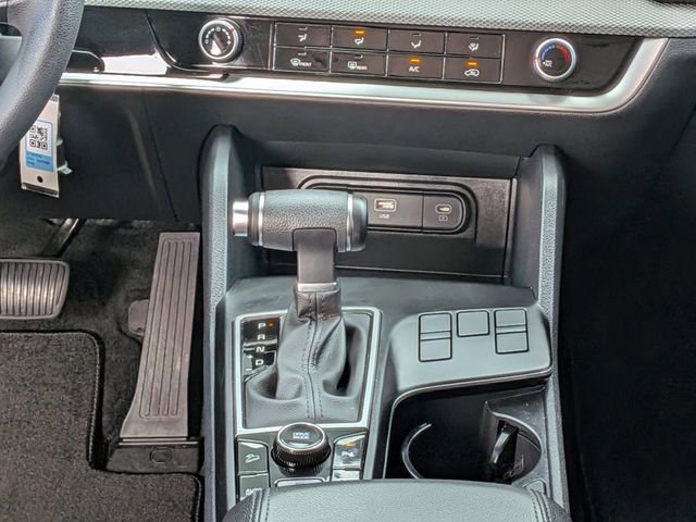 Used 2025 Kia Sportage LX image 18