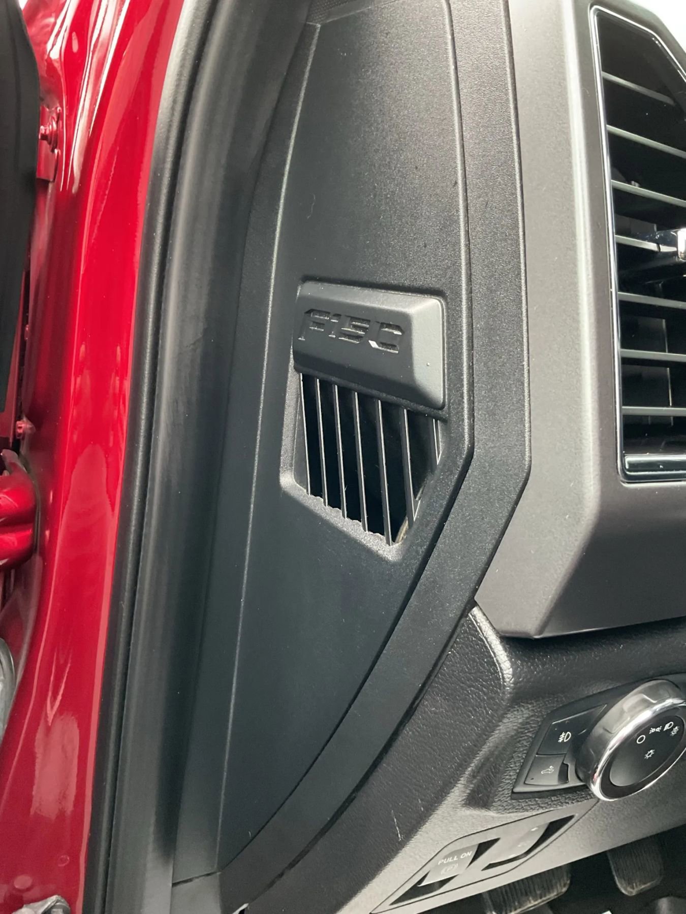 Used 2019 Ford F150 XLT w/ Equipment Group 302A Luxury image 32