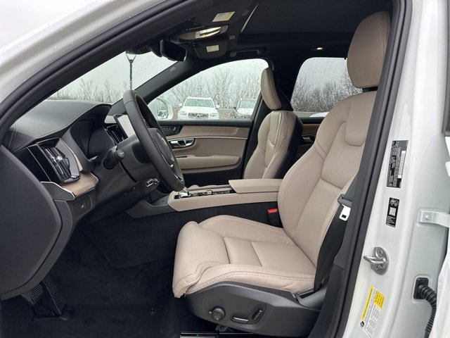 New 2026 Volvo XC90 B6 Ultra image 13