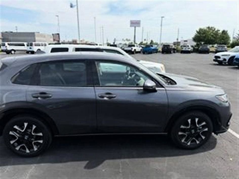 Used 2026 Honda HR-V EX-L image 5