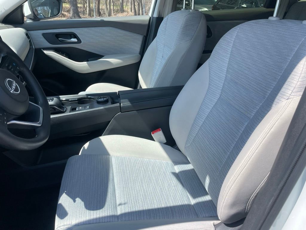 Certified 2023 Nissan Rogue SV AWD/4WD image 7