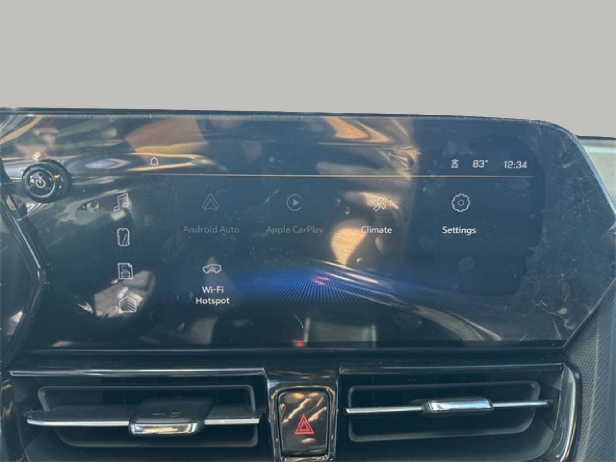 Used 2024 Chevrolet TrailBlazer RS w/ Convenience Package image 17