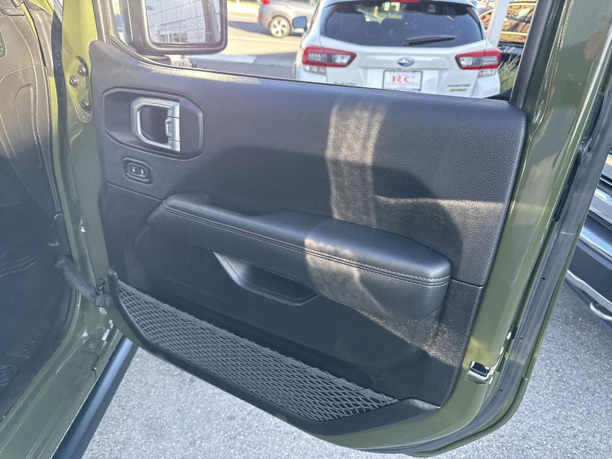 Used 2023 Jeep Wrangler Unlimited Rubicon 392 w/ Trailer Tow Package image 20