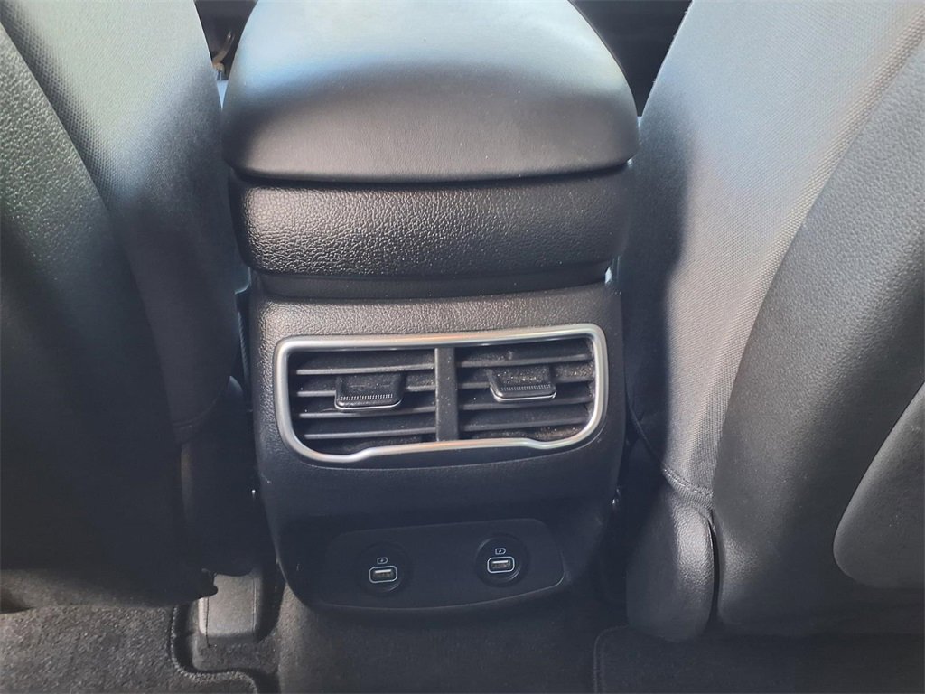 Used 2022 Hyundai Santa Fe SEL w/ Convenience Package image 23