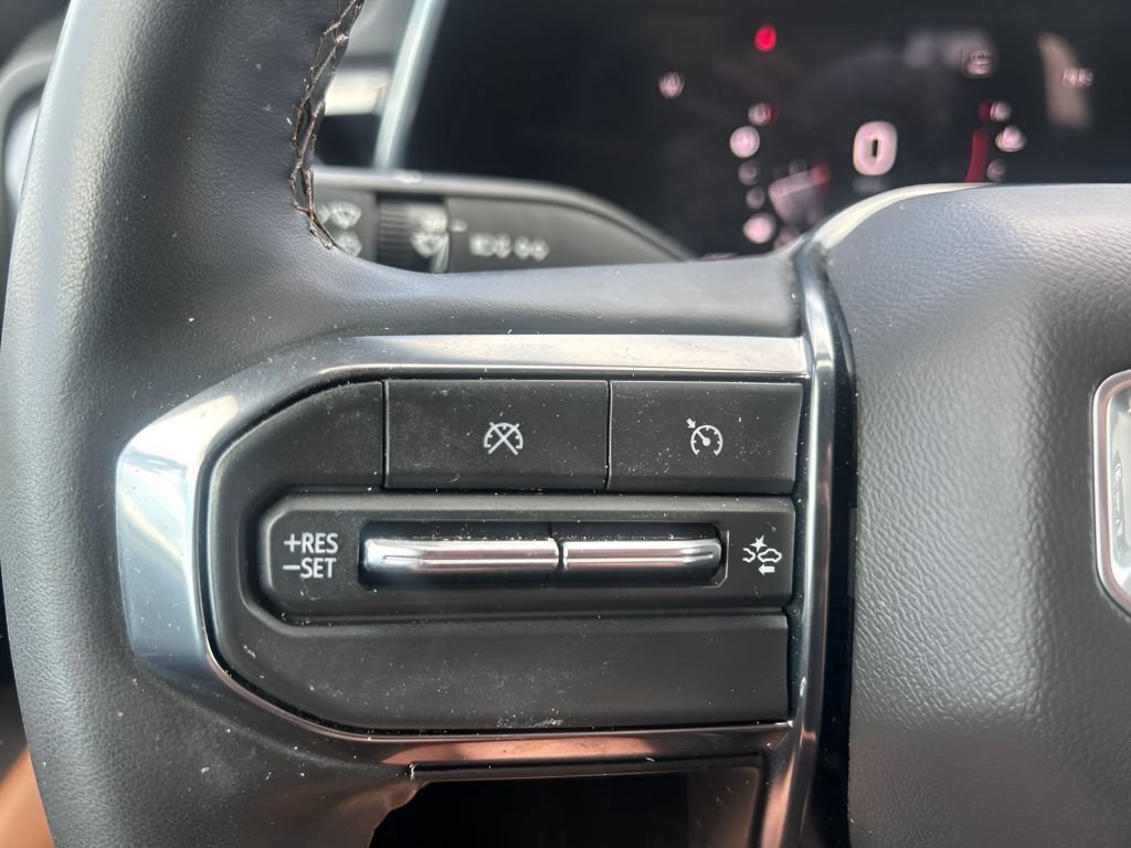 Used 2023 GMC Canyon AT4 w/ AT4 Premium Package AWD/4WD image 23