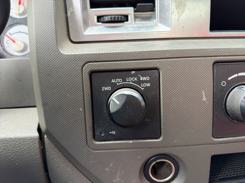 Used 2007 Dodge Ram 1500 Truck SLT w/ Quad Cab Big Horn Value Group image 11