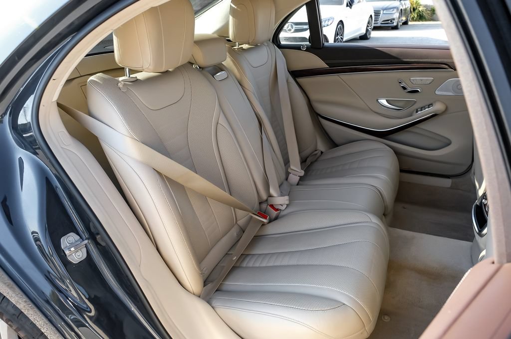 Used 2019 Mercedes-Benz S 560 Sedan image 39