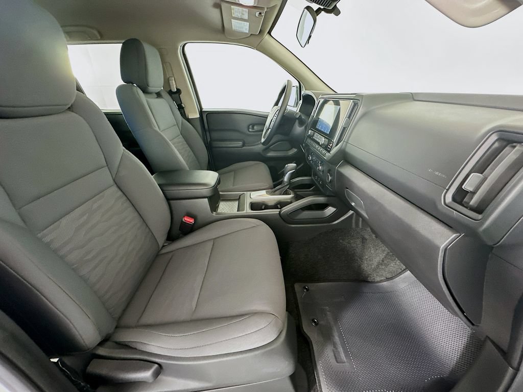 Used 2025 Nissan Frontier S RWD image 26