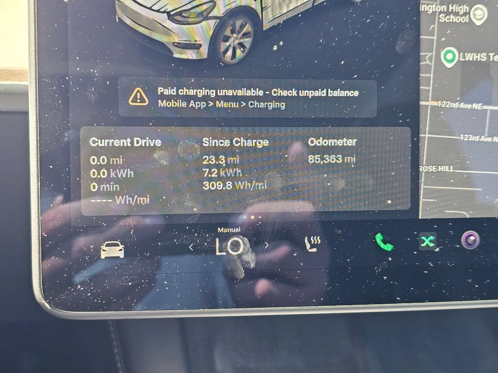 Used 2022 Tesla Model Y Performance AWD/4WD image 17