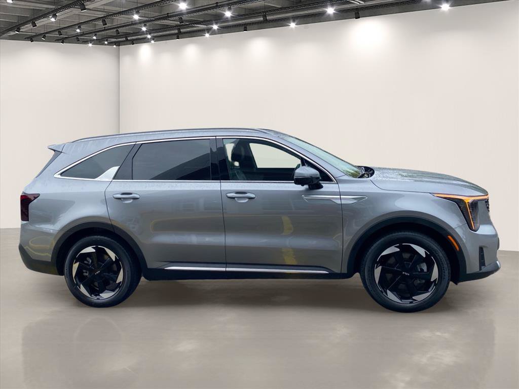Certified 2025 Kia Sorento SX Prestige AWD/4WD image 9