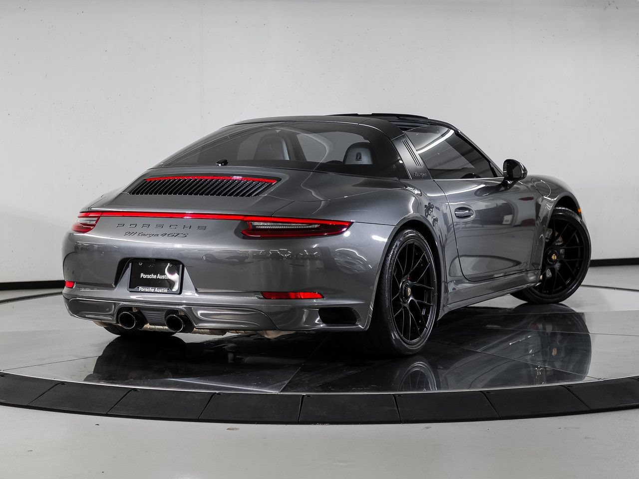 Certified 2018 Porsche 911 Targa 4 GTS AWD/4WD image 7