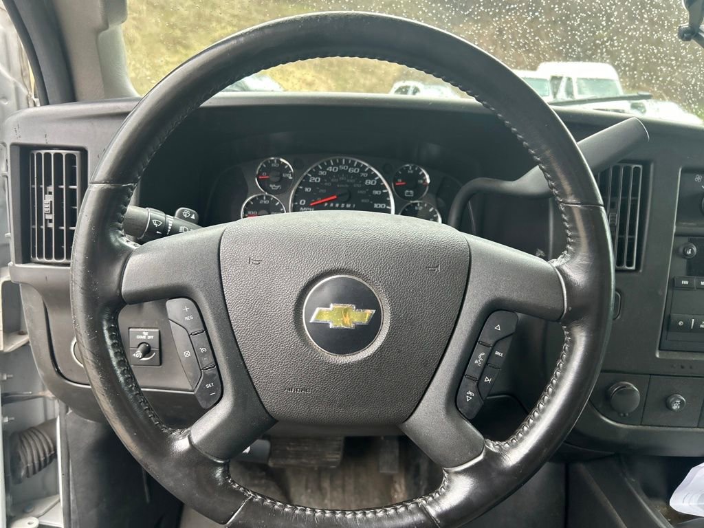 Used 2022 Chevrolet Express 3500 w/ Driver Convenience Package image 11