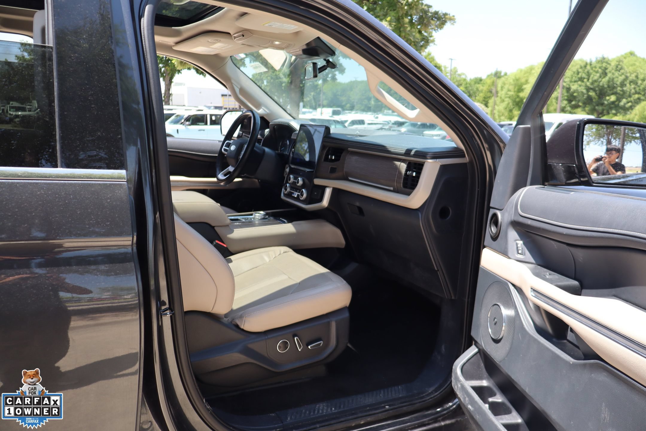 Certified 2023 Ford Expedition Max Limited RWD image 32