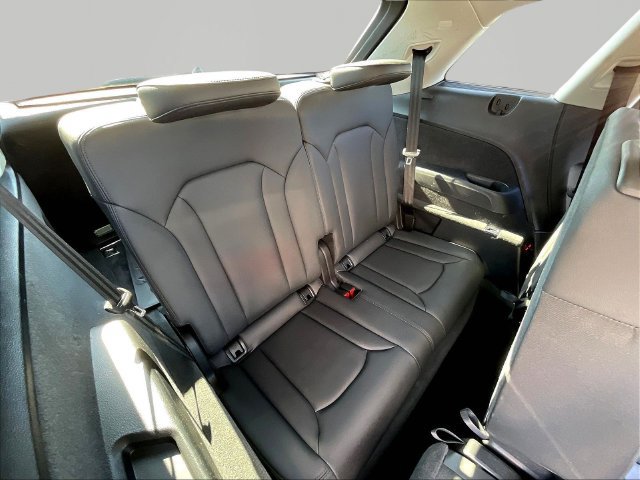 Used 2023 Audi Q7 2.0T Premium Plus w/ Premium Plus Package AWD/4WD image 28