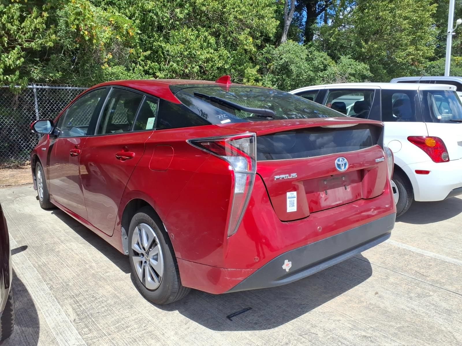 Used 2017 Toyota Prius Four w/ Advanced Technology Package FWD image 2