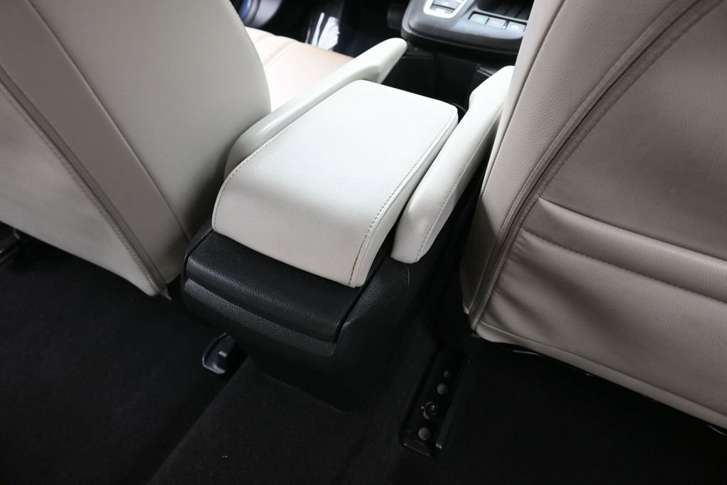 Used 2019 Honda Insight Touring image 14