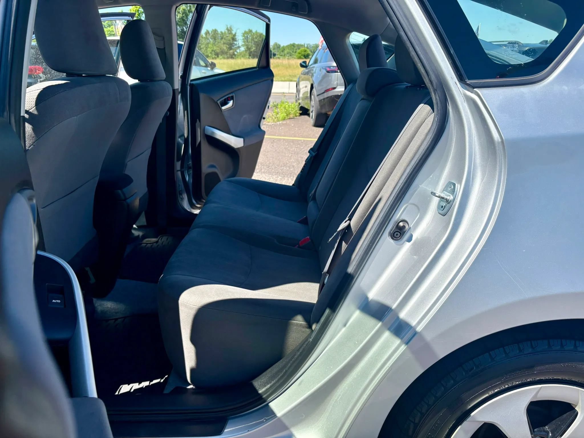 Used 2015 Toyota Prius Two FWD image 18