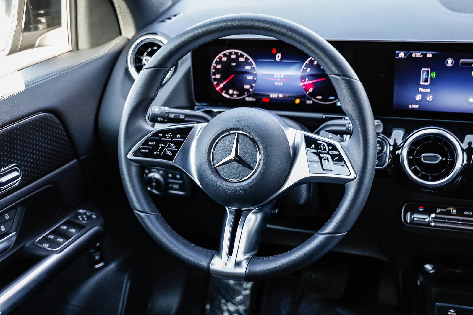 Certified 2025 Mercedes-Benz GLA 250 GLA 250 image 13