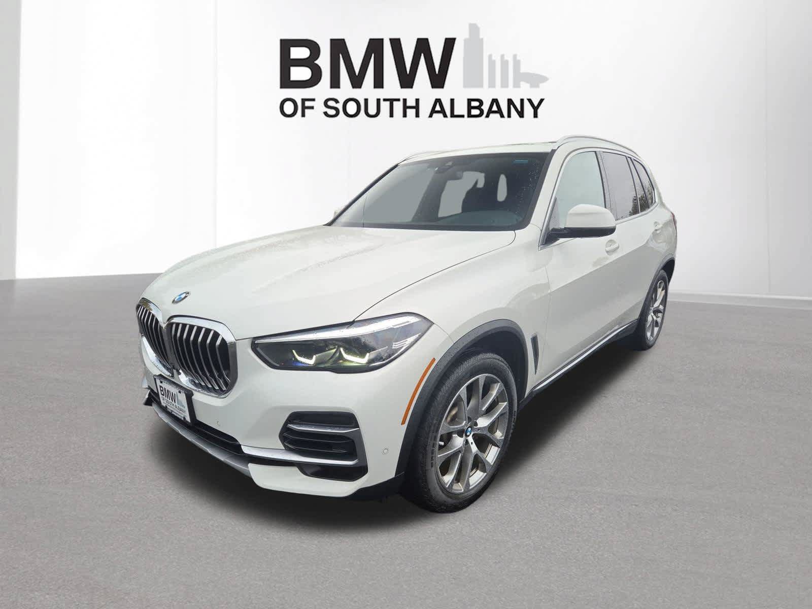 Used 2022 BMW X5 xDrive40i w/ Premium Package AWD/4WD image 1