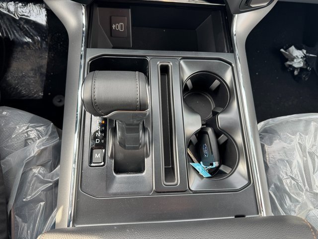 New 2025 Ford F150 Lariat w/ Equipment Group 501A Mid image 24