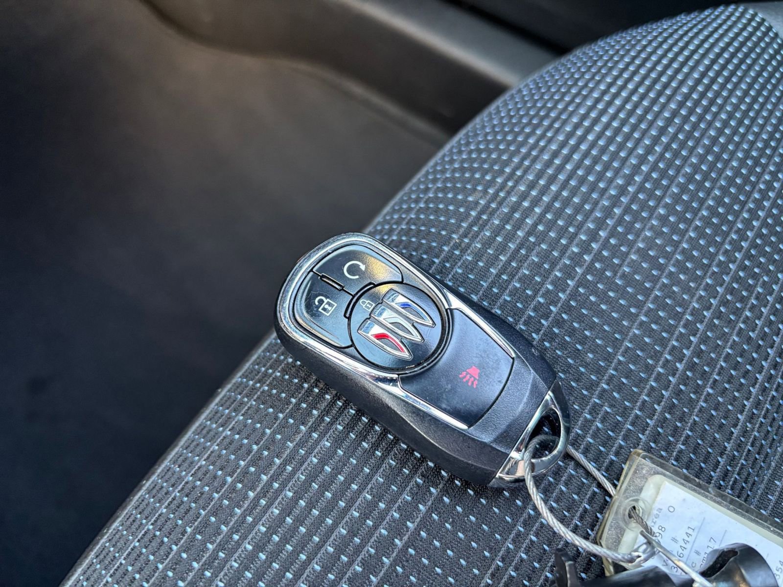 Used 2025 Buick Envista Preferred FWD image 23