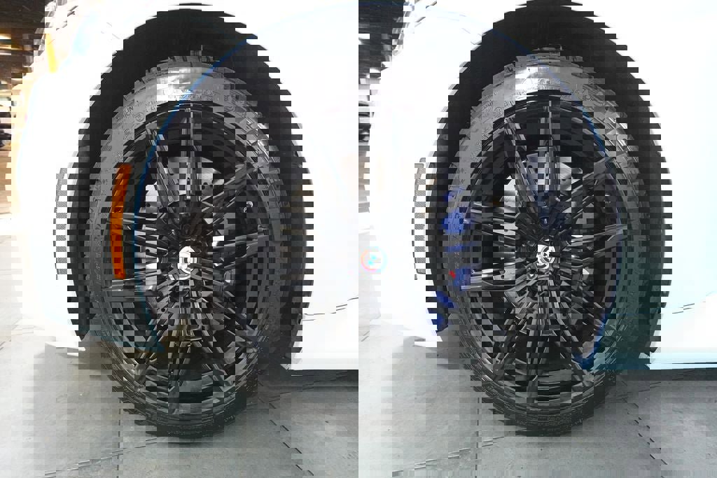 Used 2023 BMW M2 RWD image 27