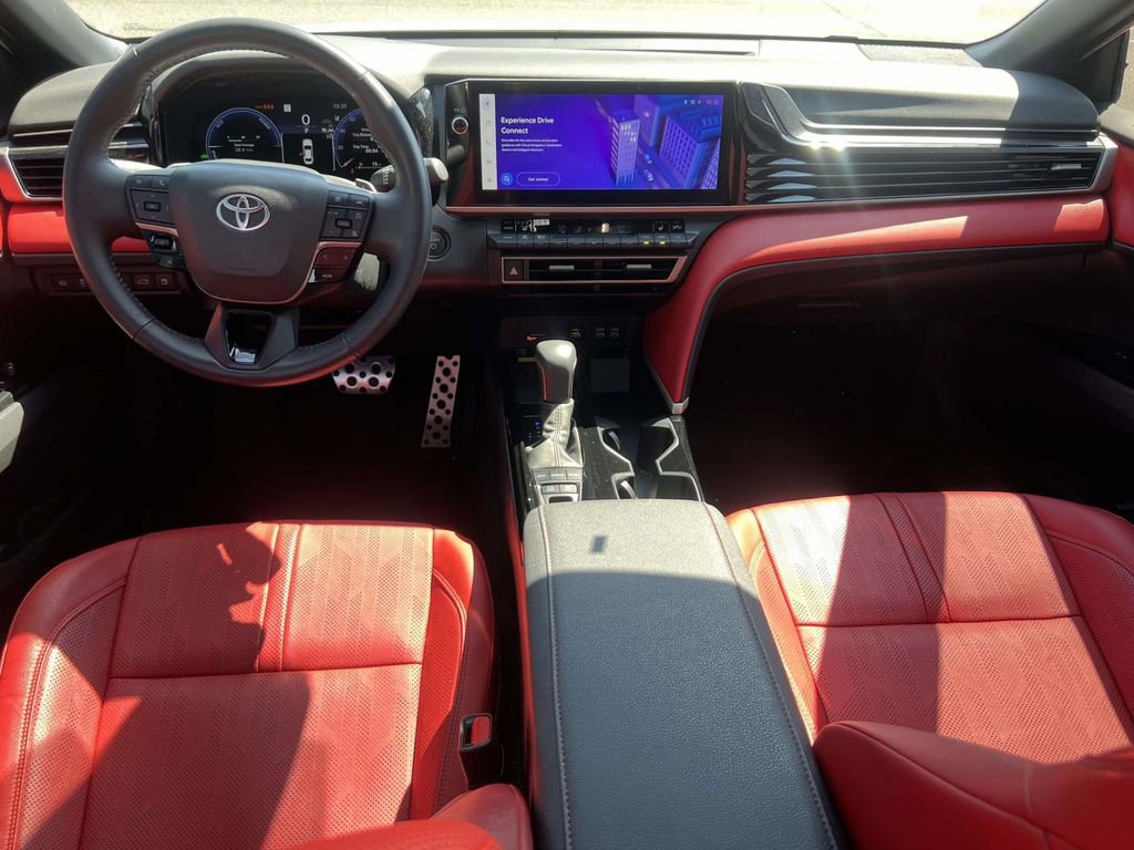 Used 2025 Toyota Camry LE AWD/4WD image 14