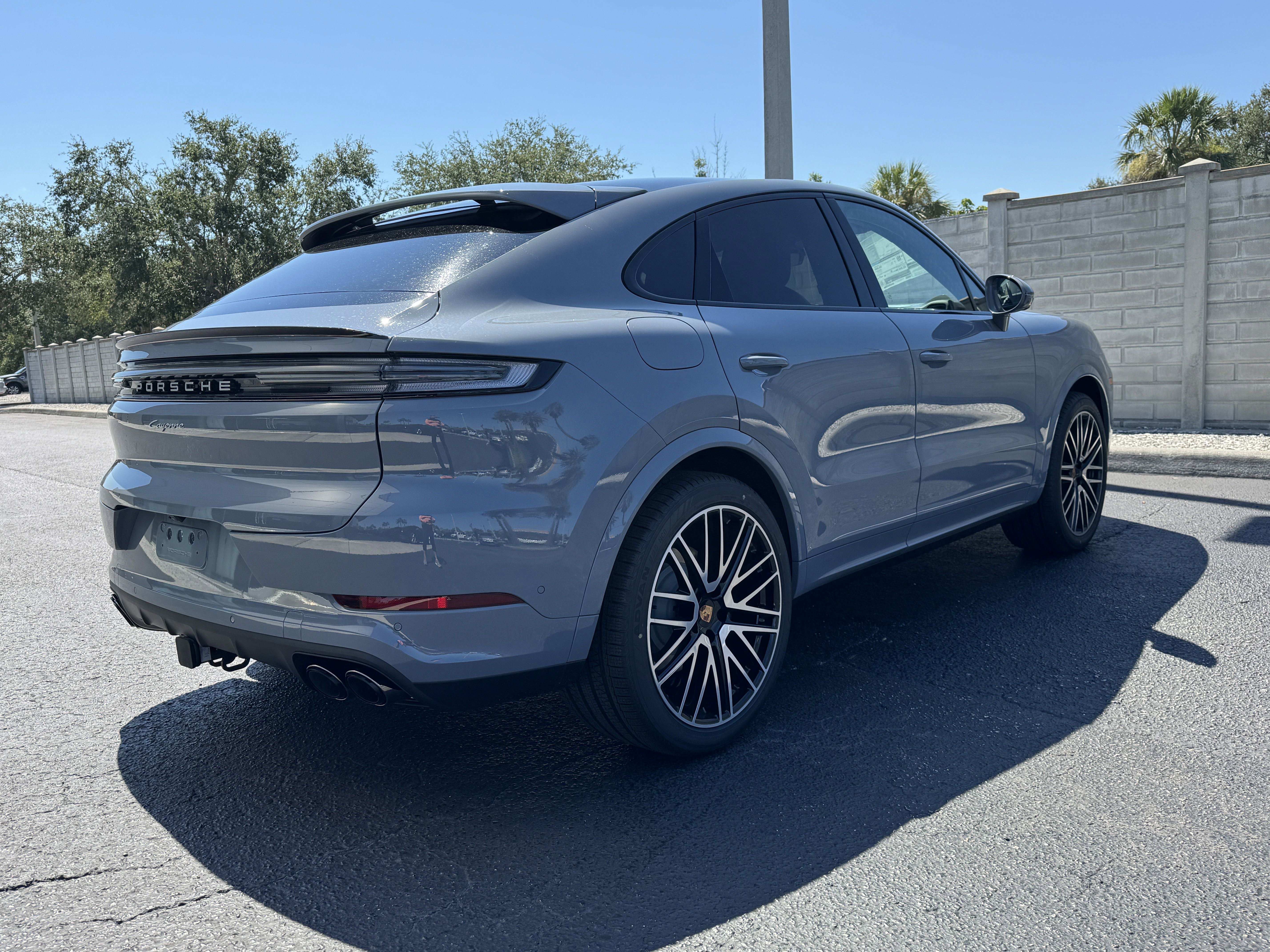 New 2026 Porsche Cayenne Coupe image 6