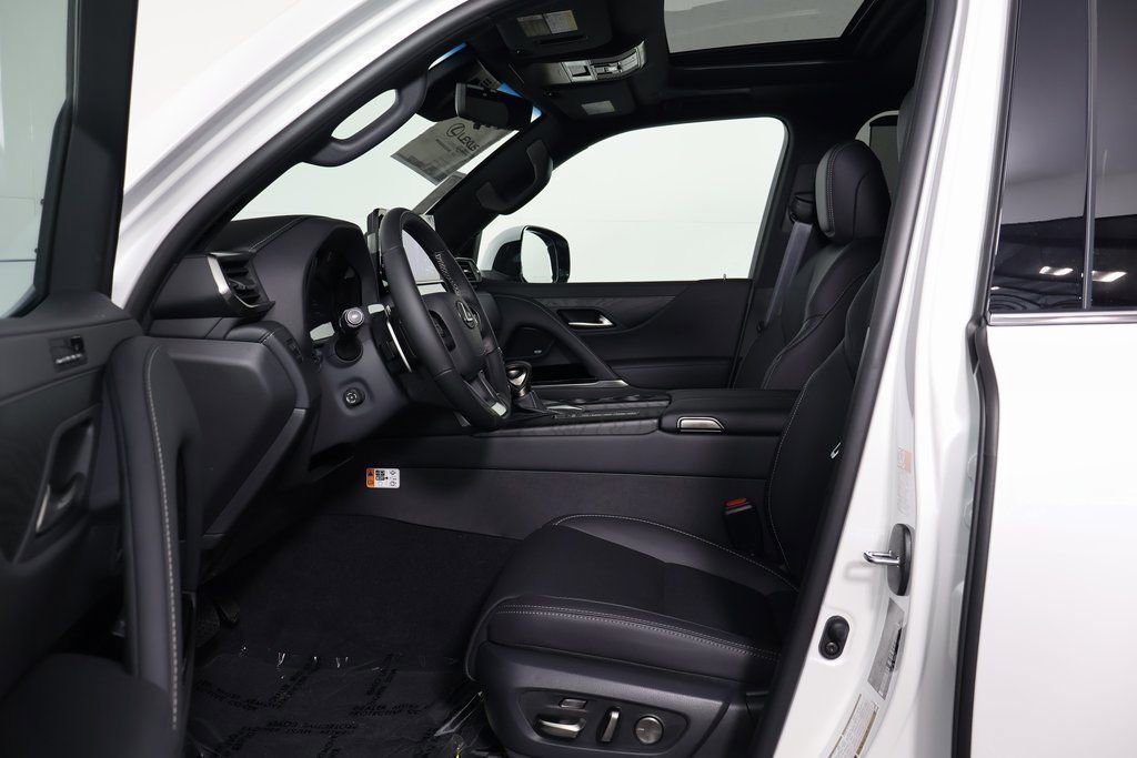 New 2026 Lexus LX 600 4WD w/ Luxury Package image 5