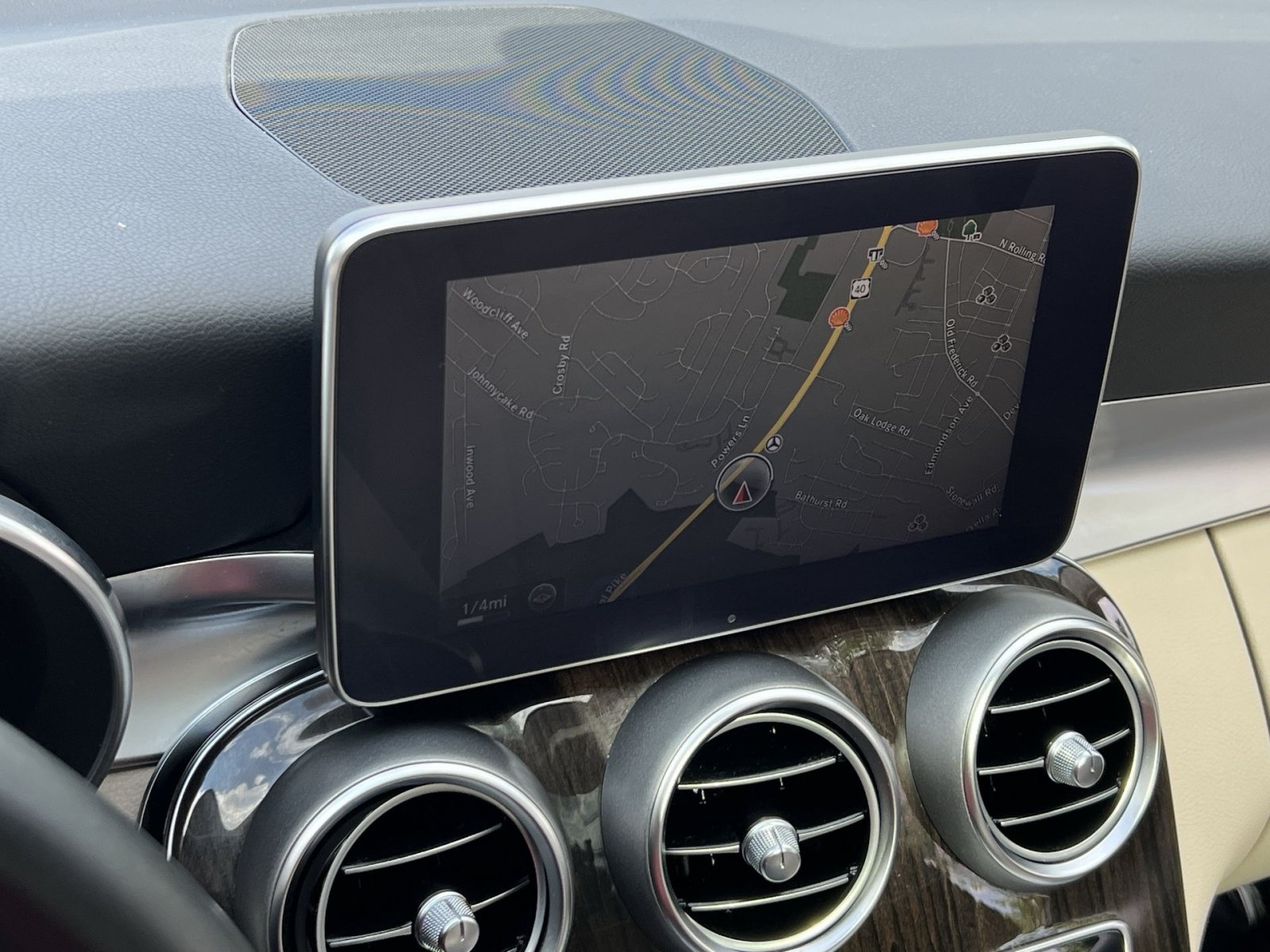 Used 2015 Mercedes-Benz C 300 4MATIC Sedan image 25