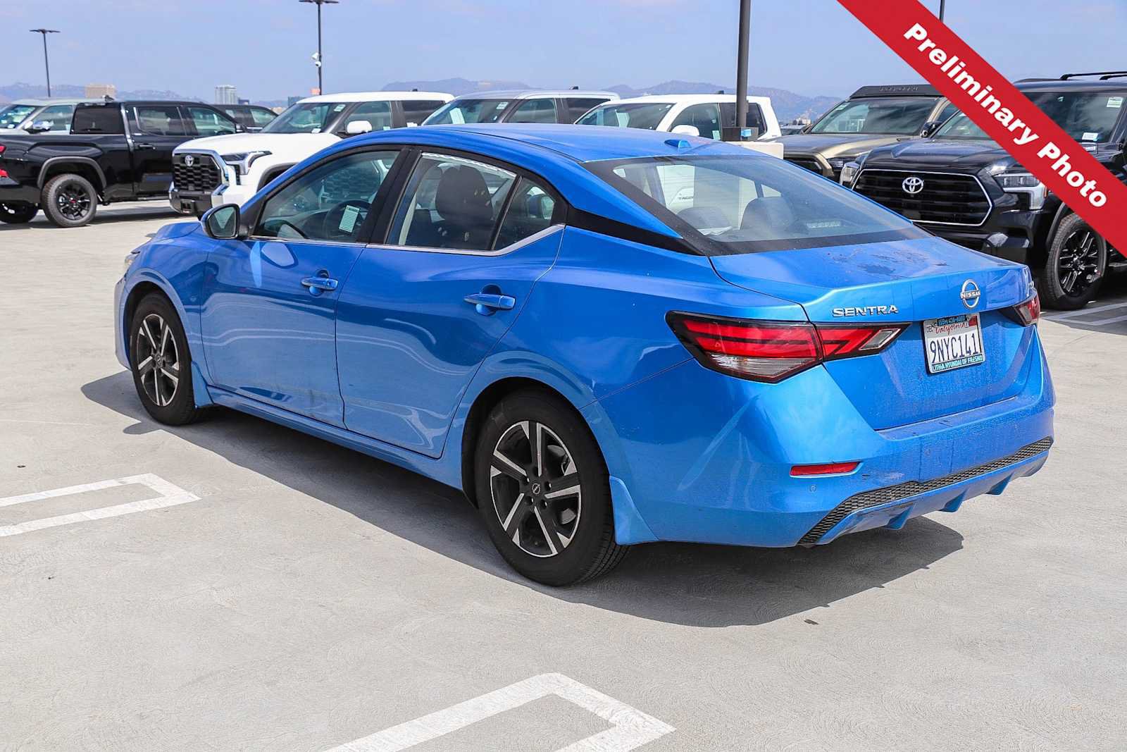 Used 2024 Nissan Sentra SV FWD image 8