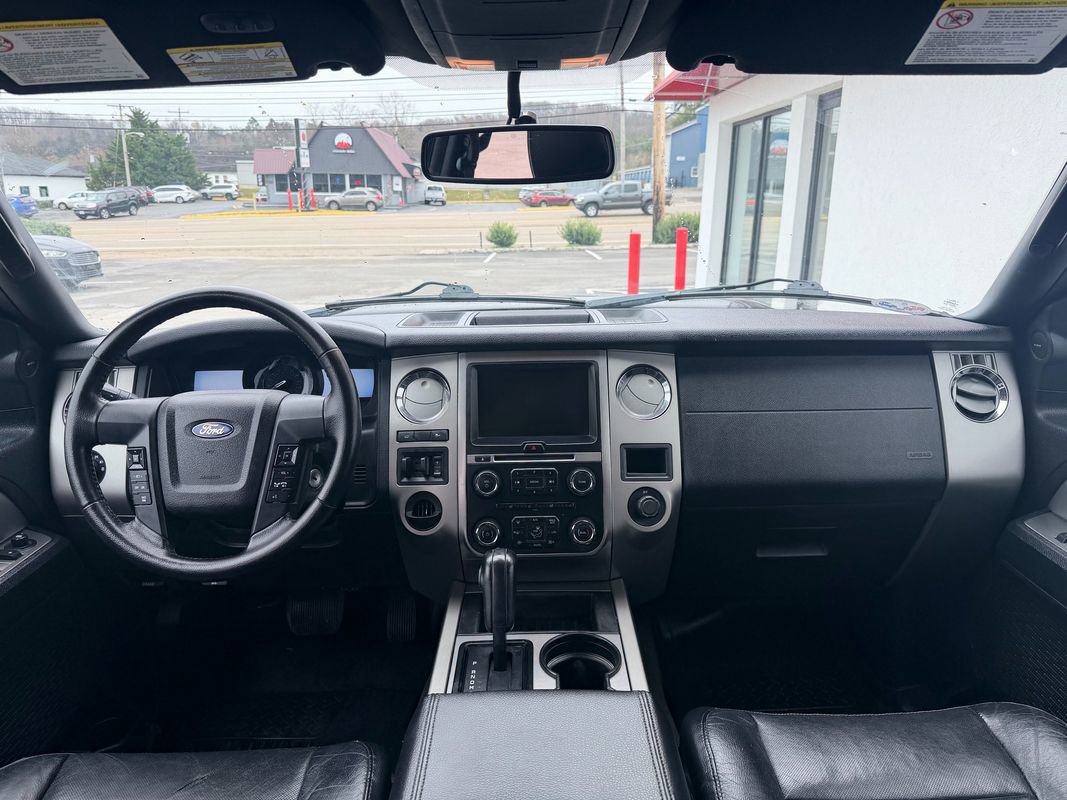 Used 2015 Ford Expedition EL XLT w/ Equipment Group 202A image 24