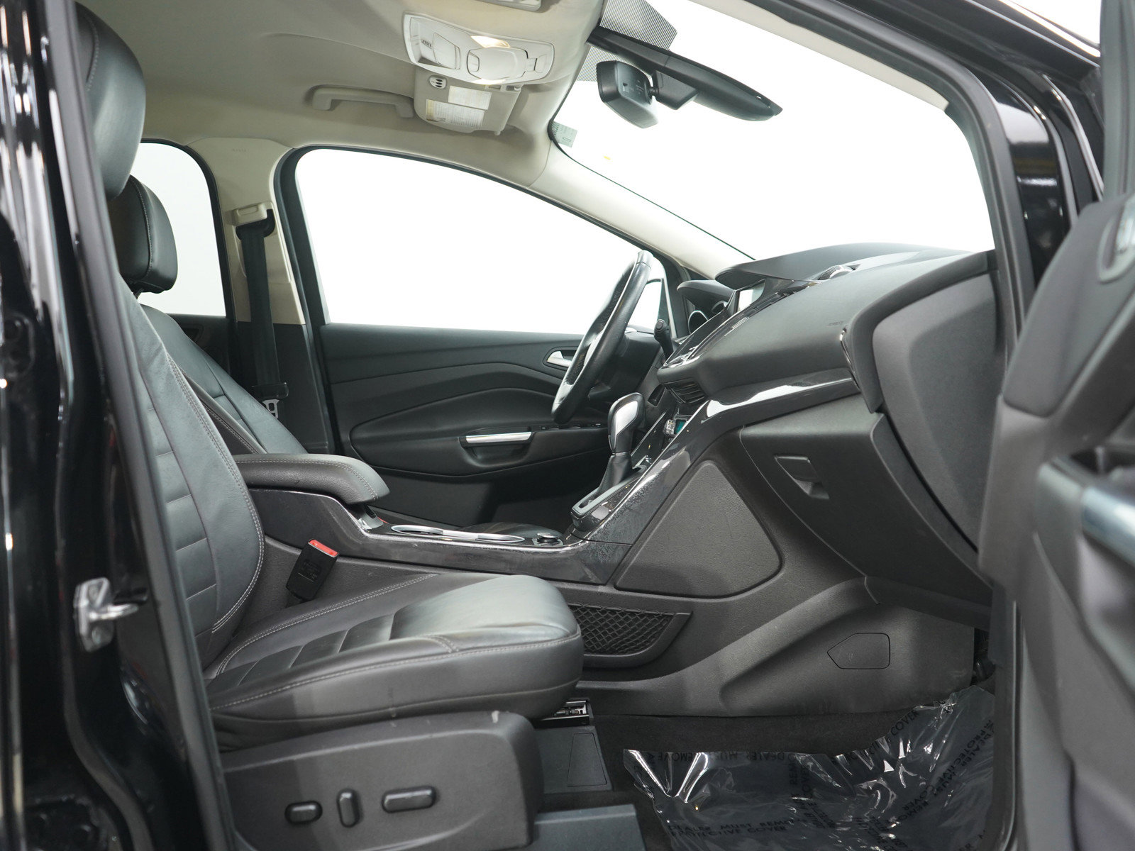 Used 2016 Ford Escape Titanium AWD/4WD image 11