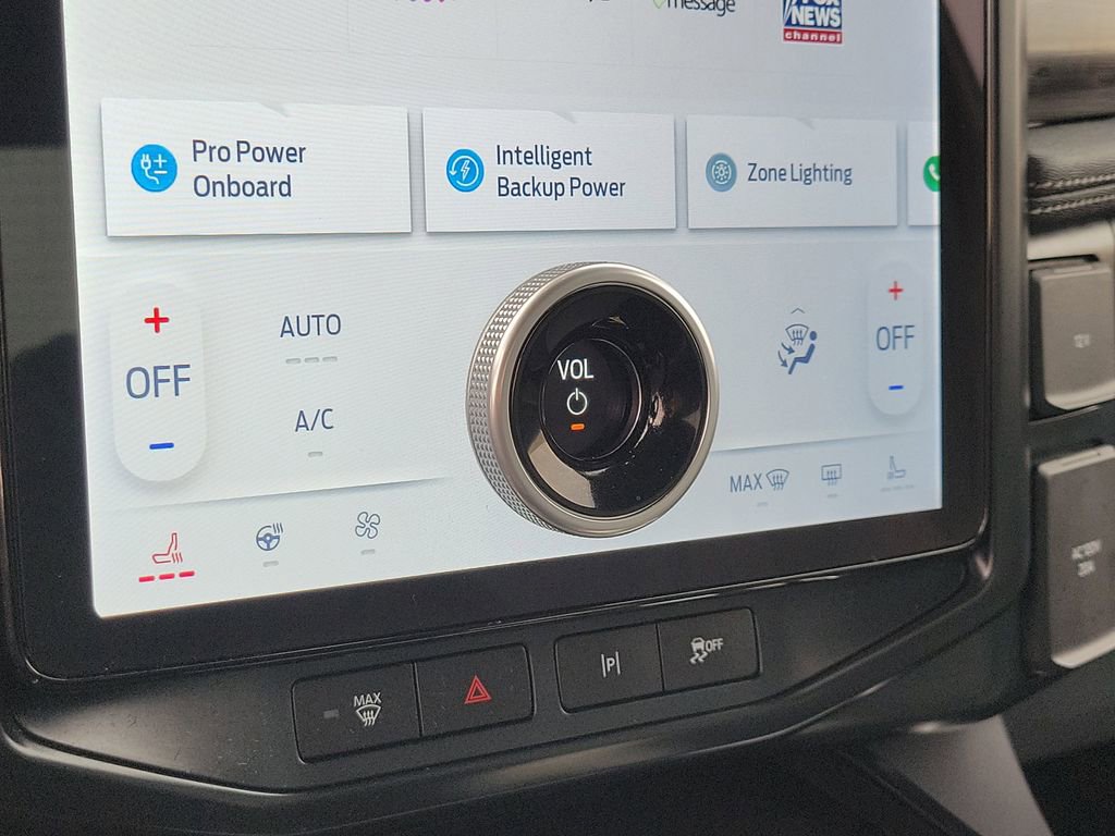 Used 2025 Ford F150 Lightning Flash image 25