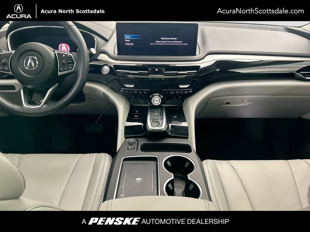 Certified 2025 Acura MDX FWD w/ Technology Package image 14