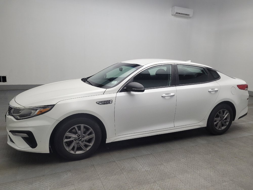 Used 2020 Kia Optima LX image 2