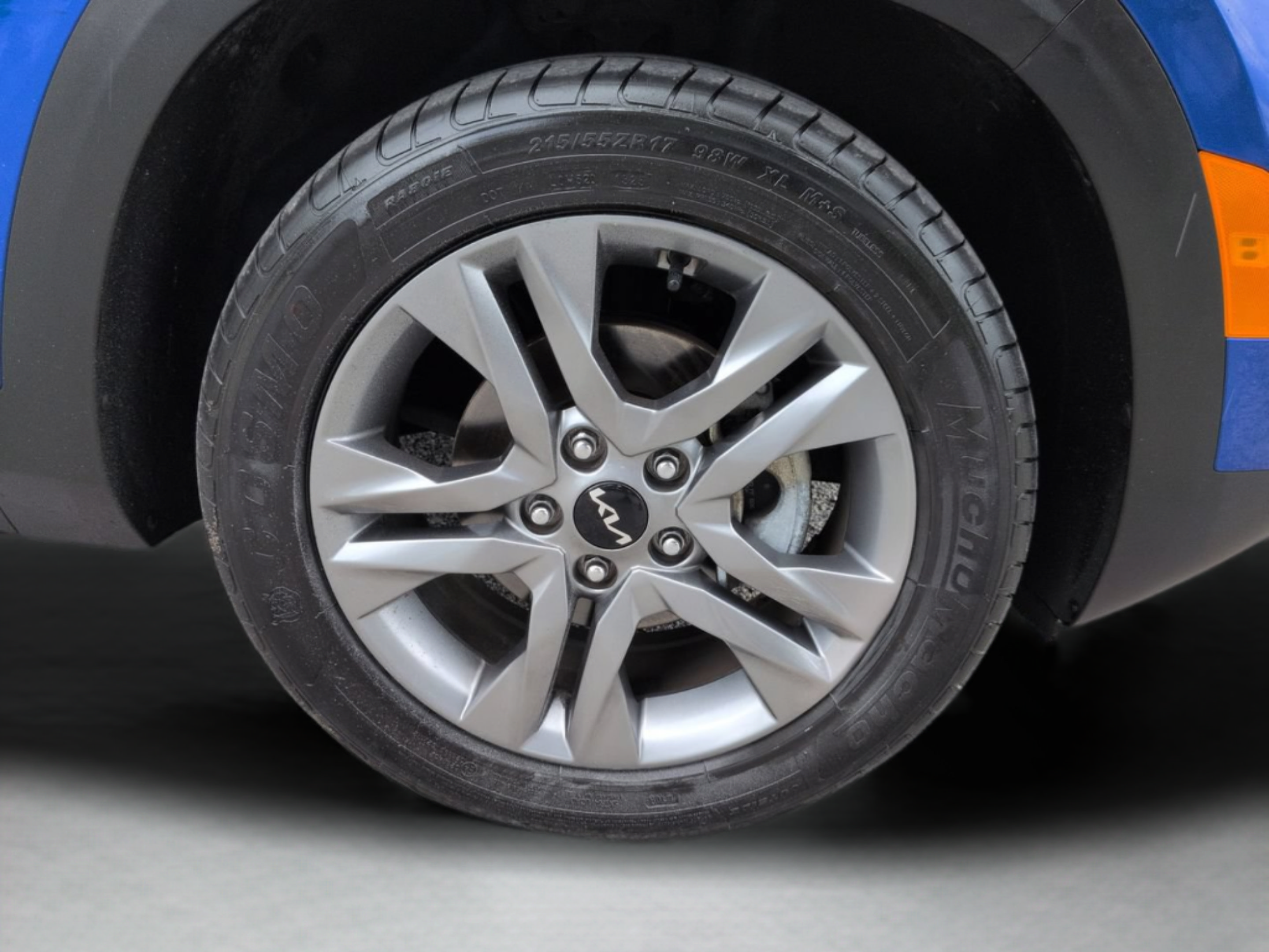 Used 2023 Kia Seltos S FWD image 13