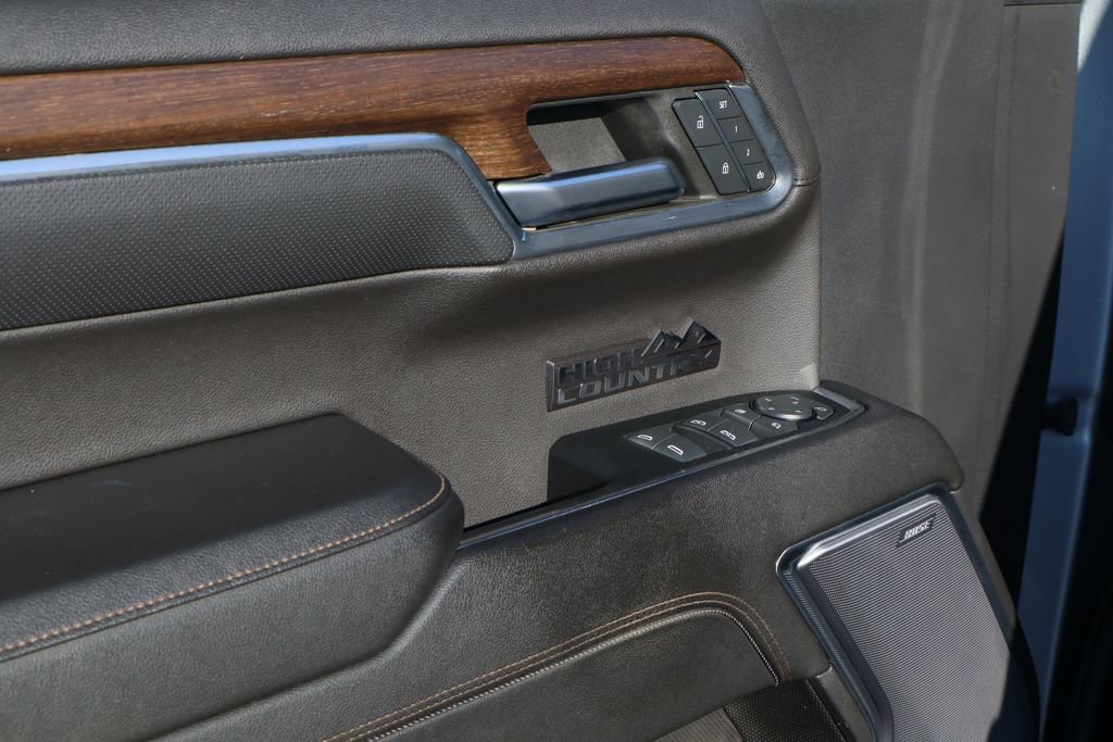 Used 2023 Chevrolet Silverado 1500 High Country w/ Z71 Off-Road Package image 19