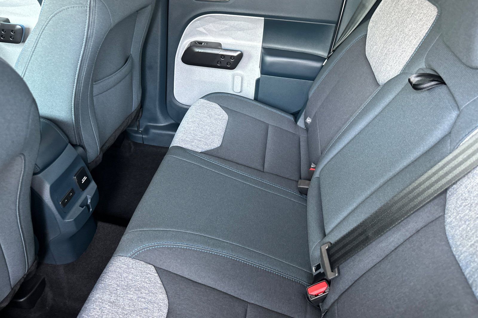 New 2025 Ford Maverick XLT w/ XLT Luxury Package image 12