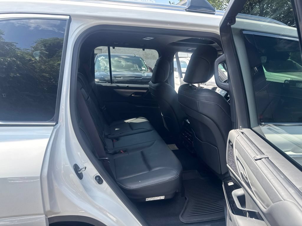 Used 2024 Lexus LX 600 F Sport AWD/4WD image 19