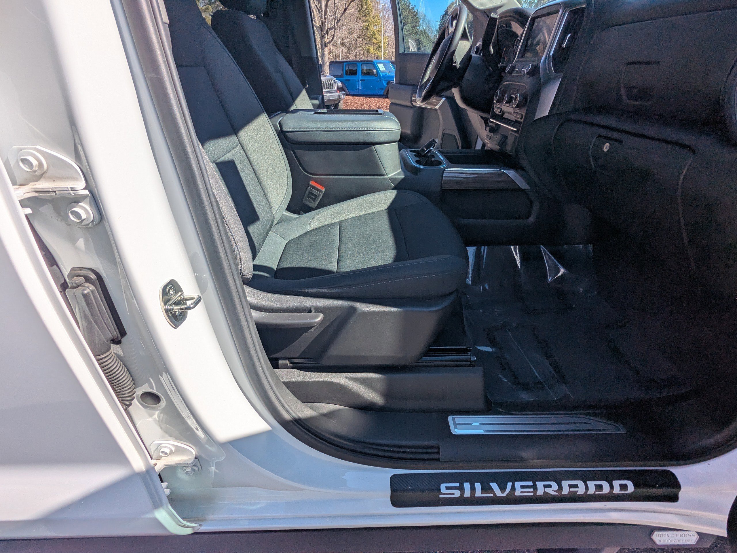 Used 2020 Chevrolet Silverado 1500 RST image 13
