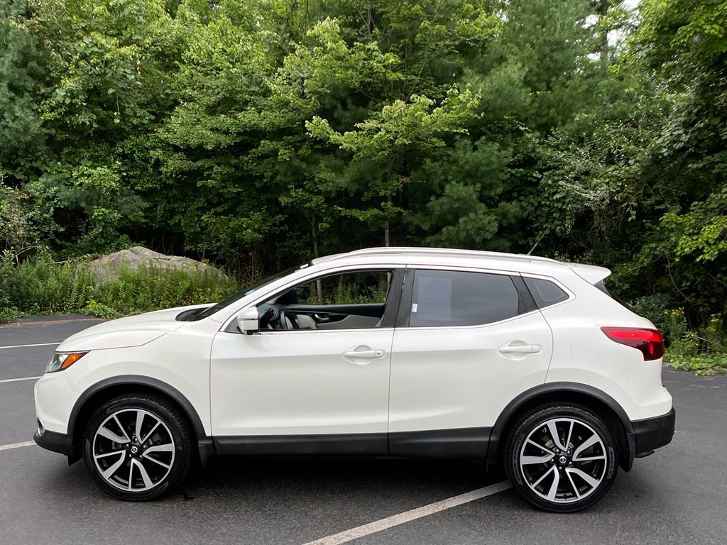Used 2018 Nissan Rogue Sport SL w/ SL Premium Package AWD/4WD video 2