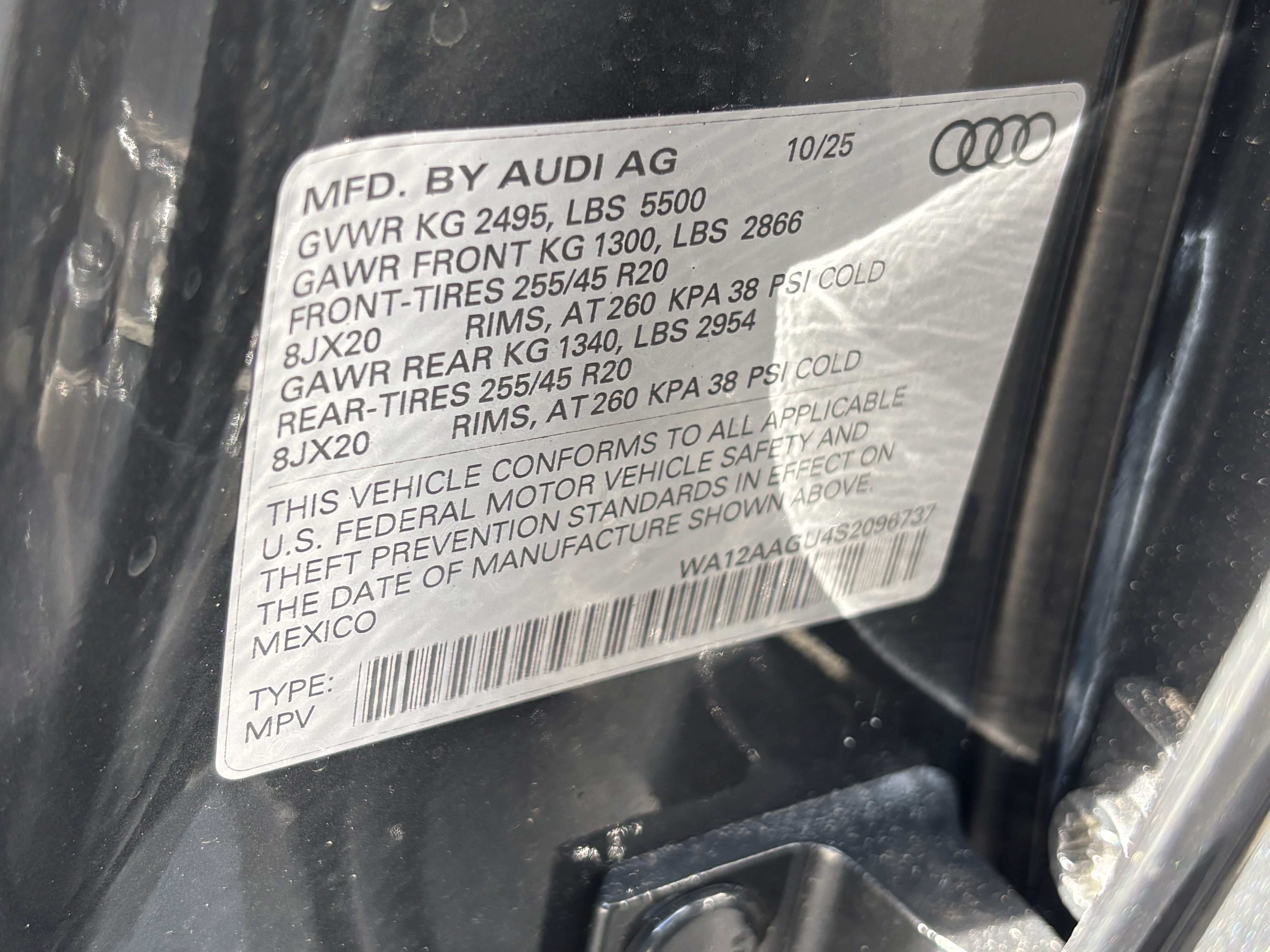 Used 2025 Audi Q5 Premium AWD/4WD image 37