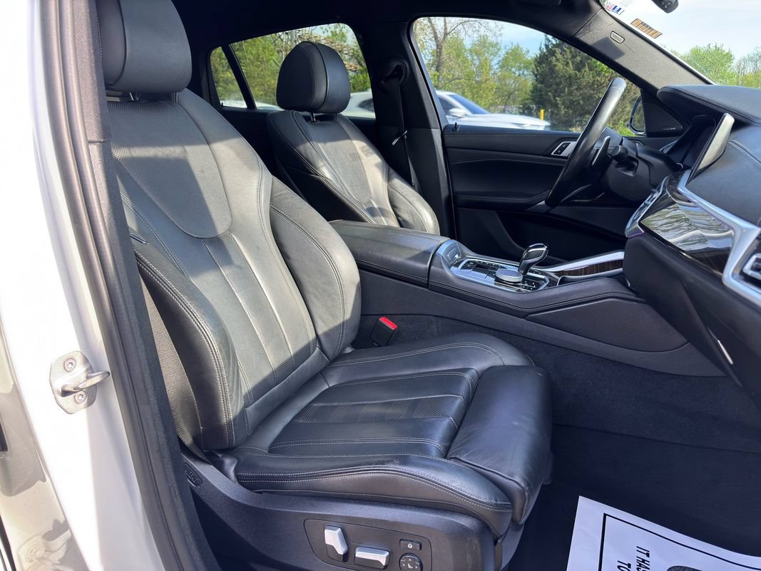 Used 2021 BMW X6 xDrive40i w/ M Sport Package AWD/4WD image 36