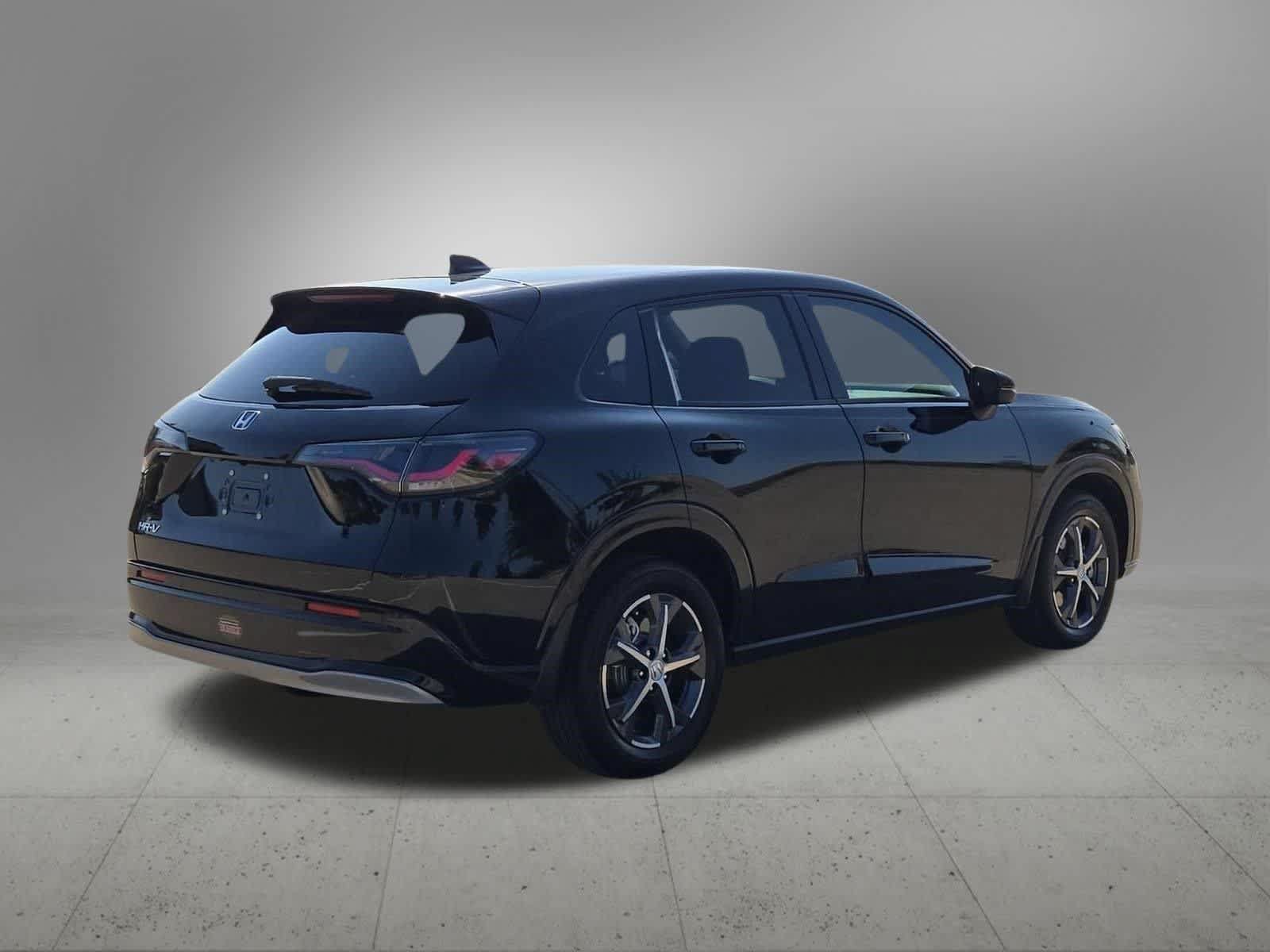 Used 2023 Honda HR-V EX-L image 6