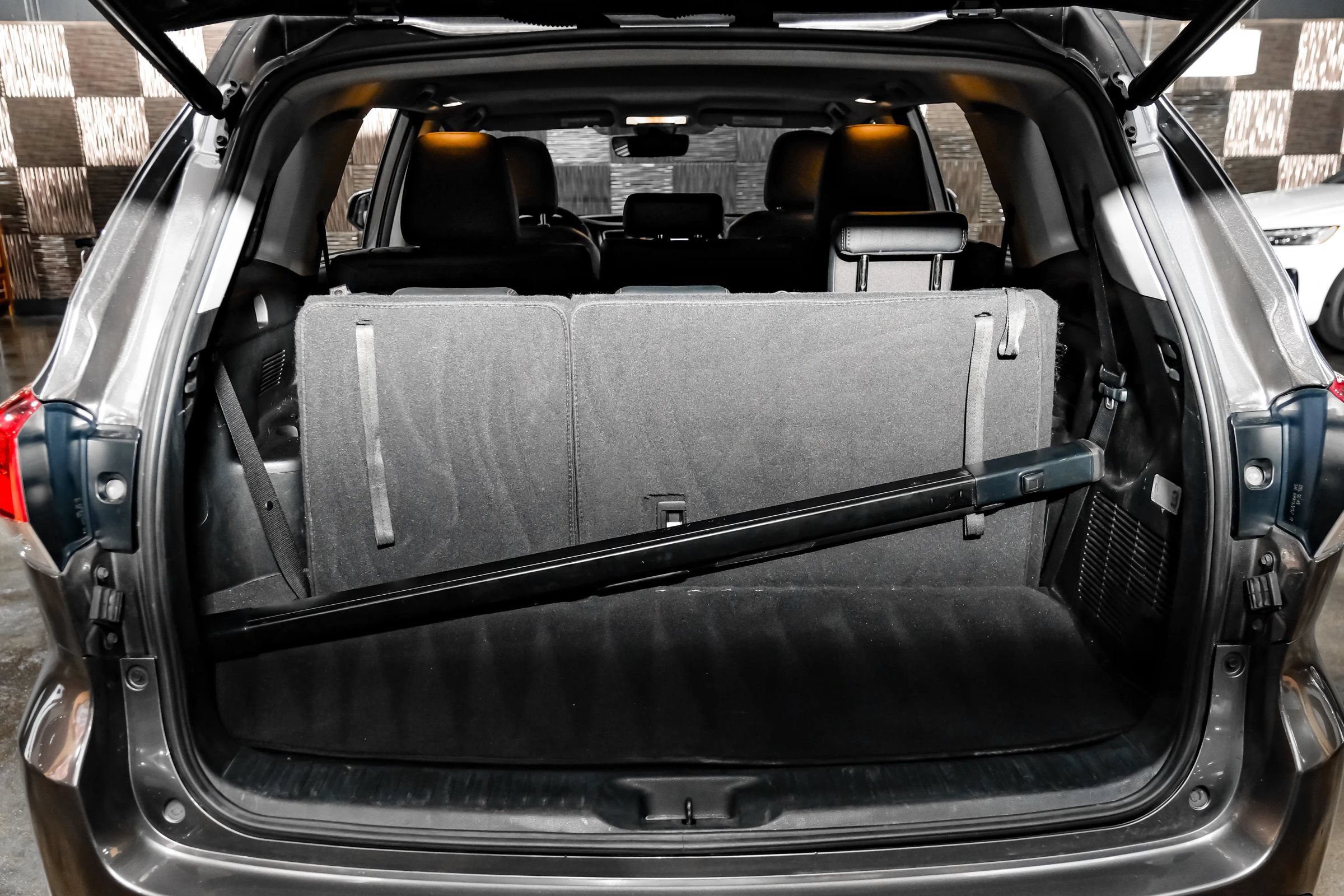 Used 2018 Toyota Highlander XLE FWD image 57