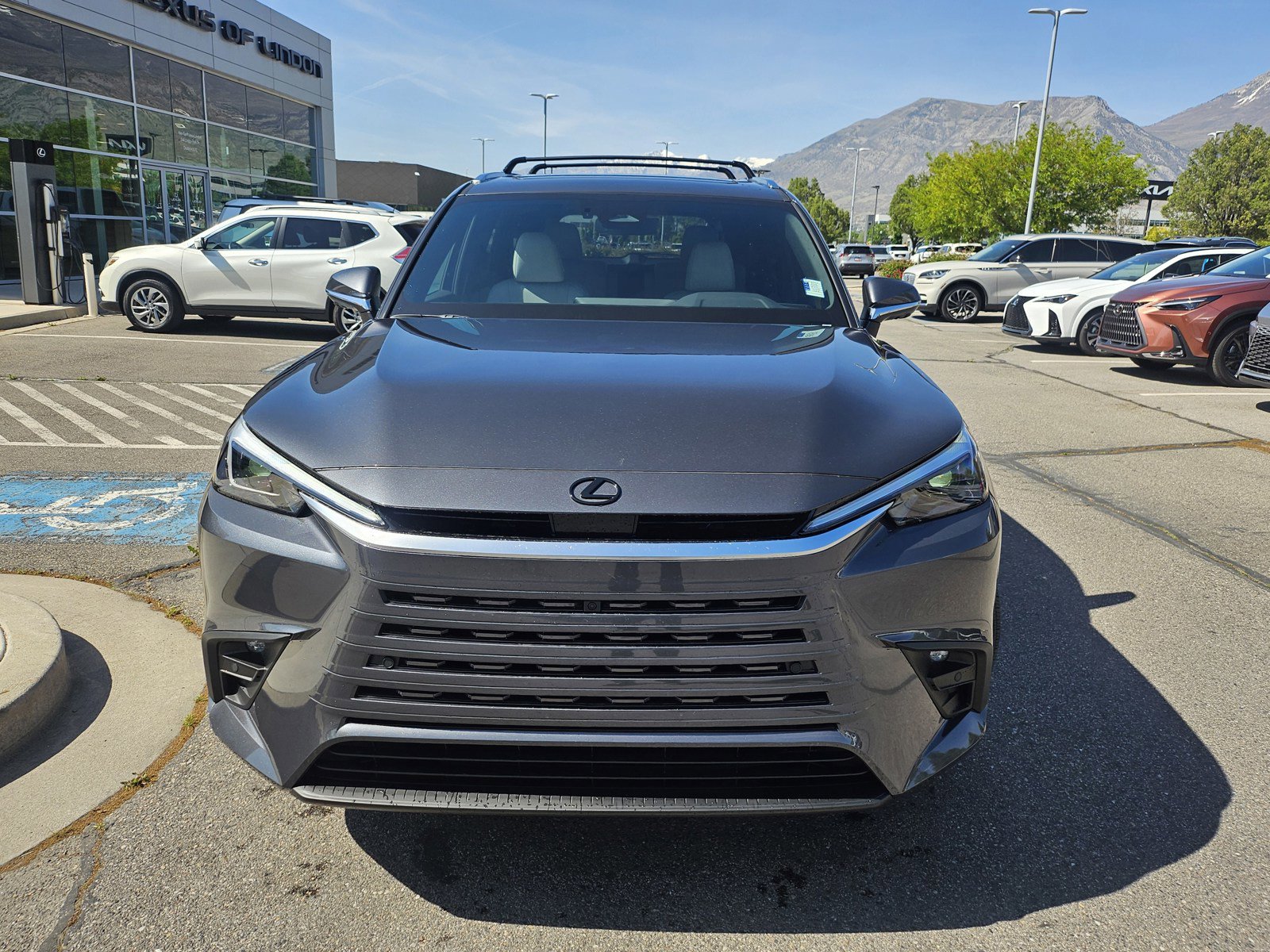 New 2026 Lexus TX 350 AWD image 2
