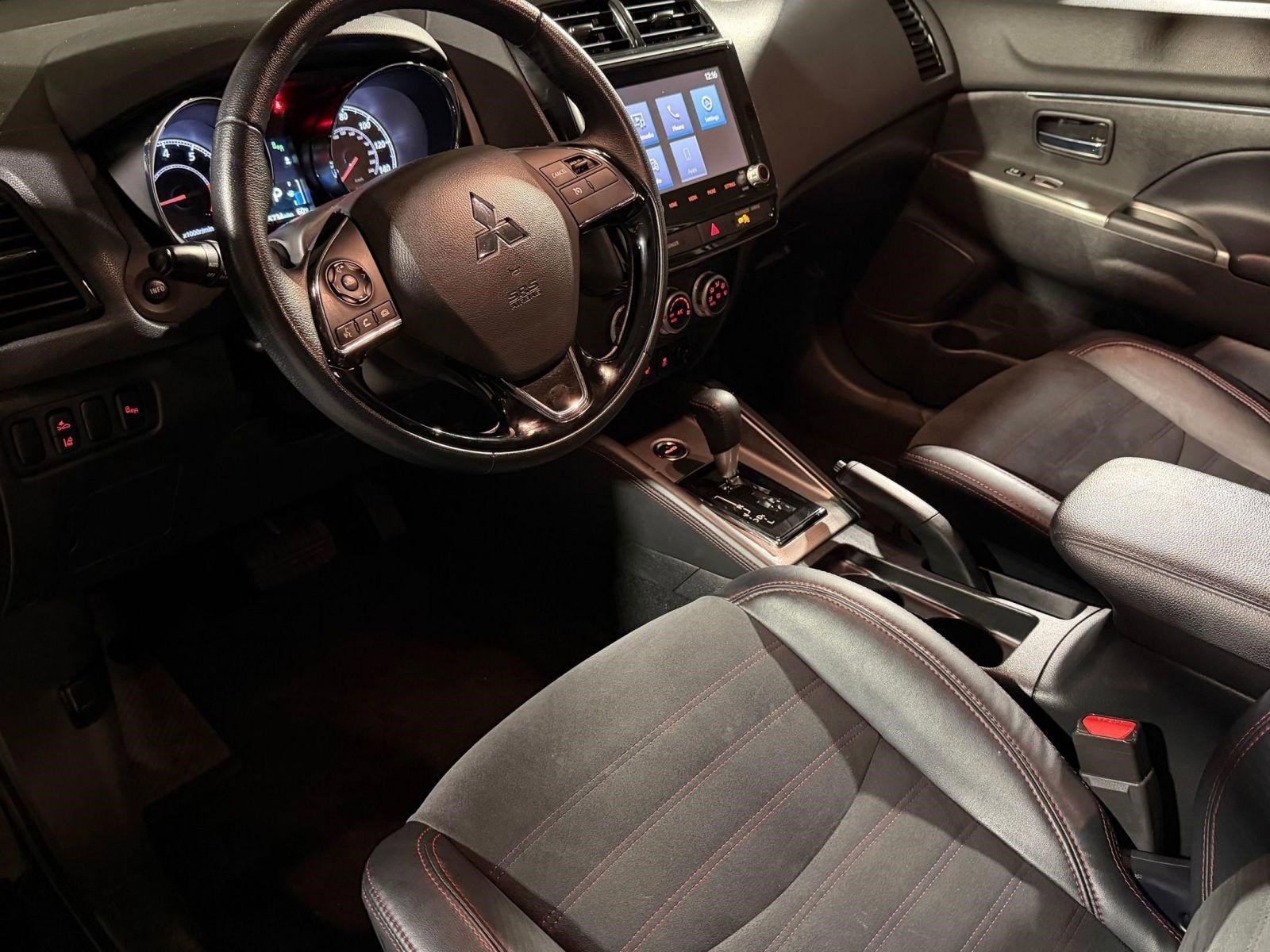 Used 2022 Mitsubishi Outlander Sport SE image 4